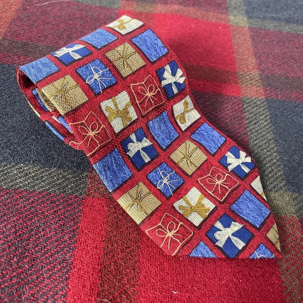 Ermenegildo Zegna Tie Mens One Size Red Silk Gift Boxes Christmas Holiday